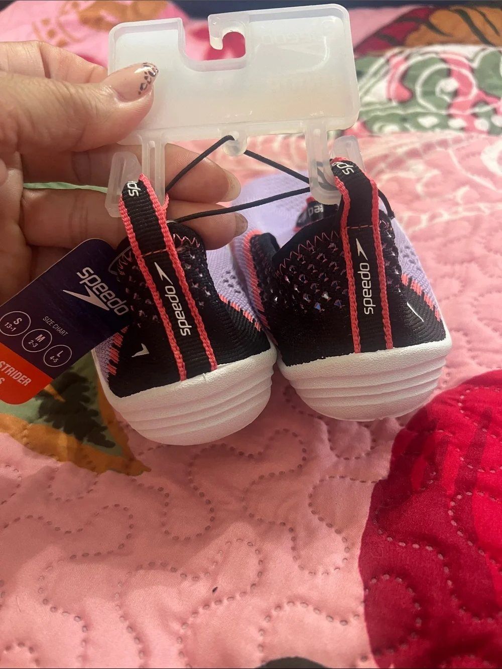 Junior Speedo Surf shoes NWT M 2/3
